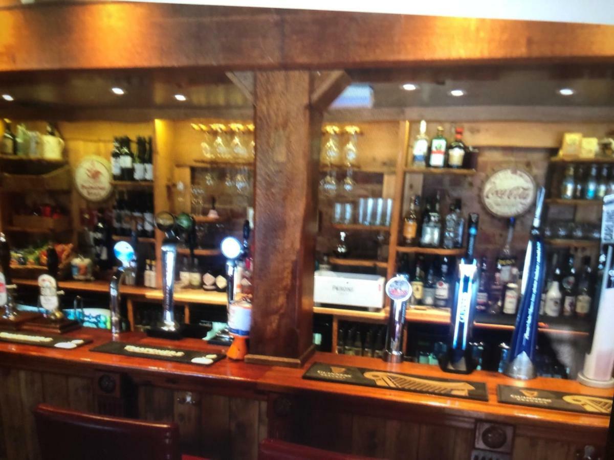 Horse & Hound Inn Broadway  Esterno foto